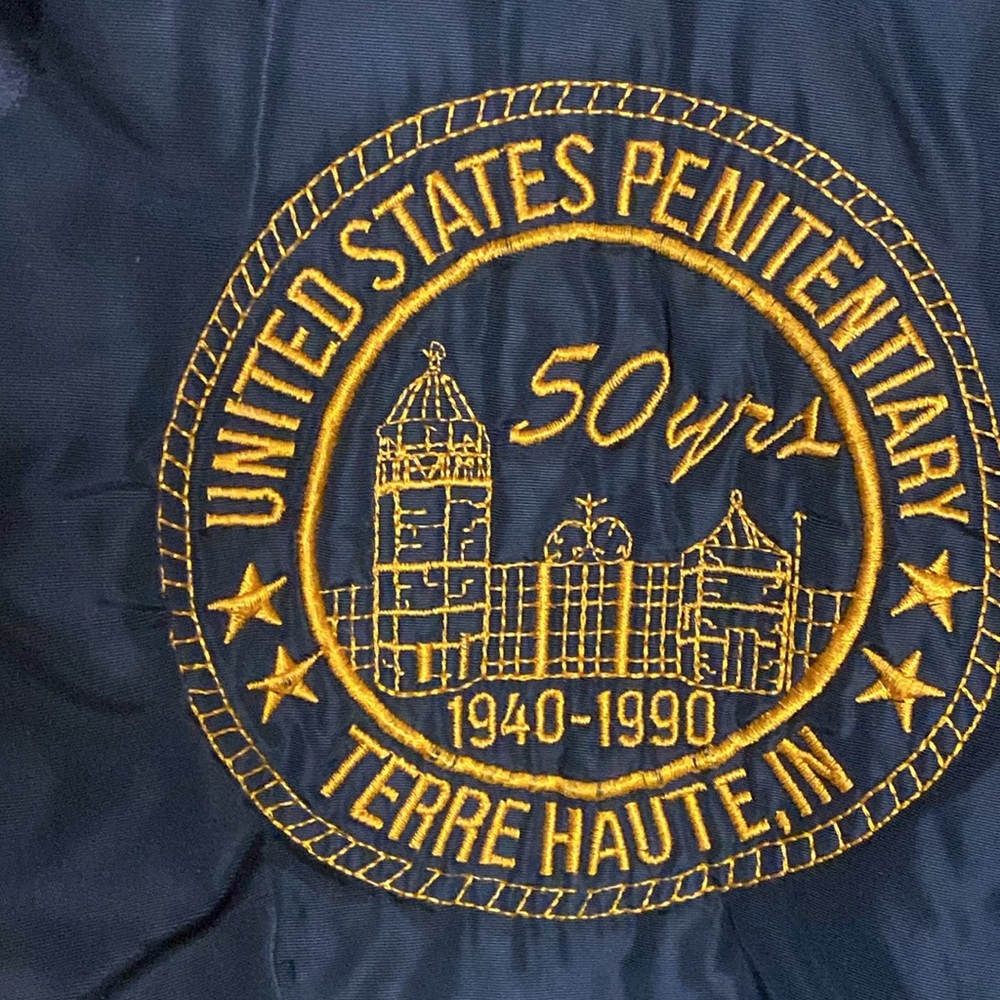 Vintage United States Penitentiary Terre Haute satin bomber jacket medium - Picture 2 of 10